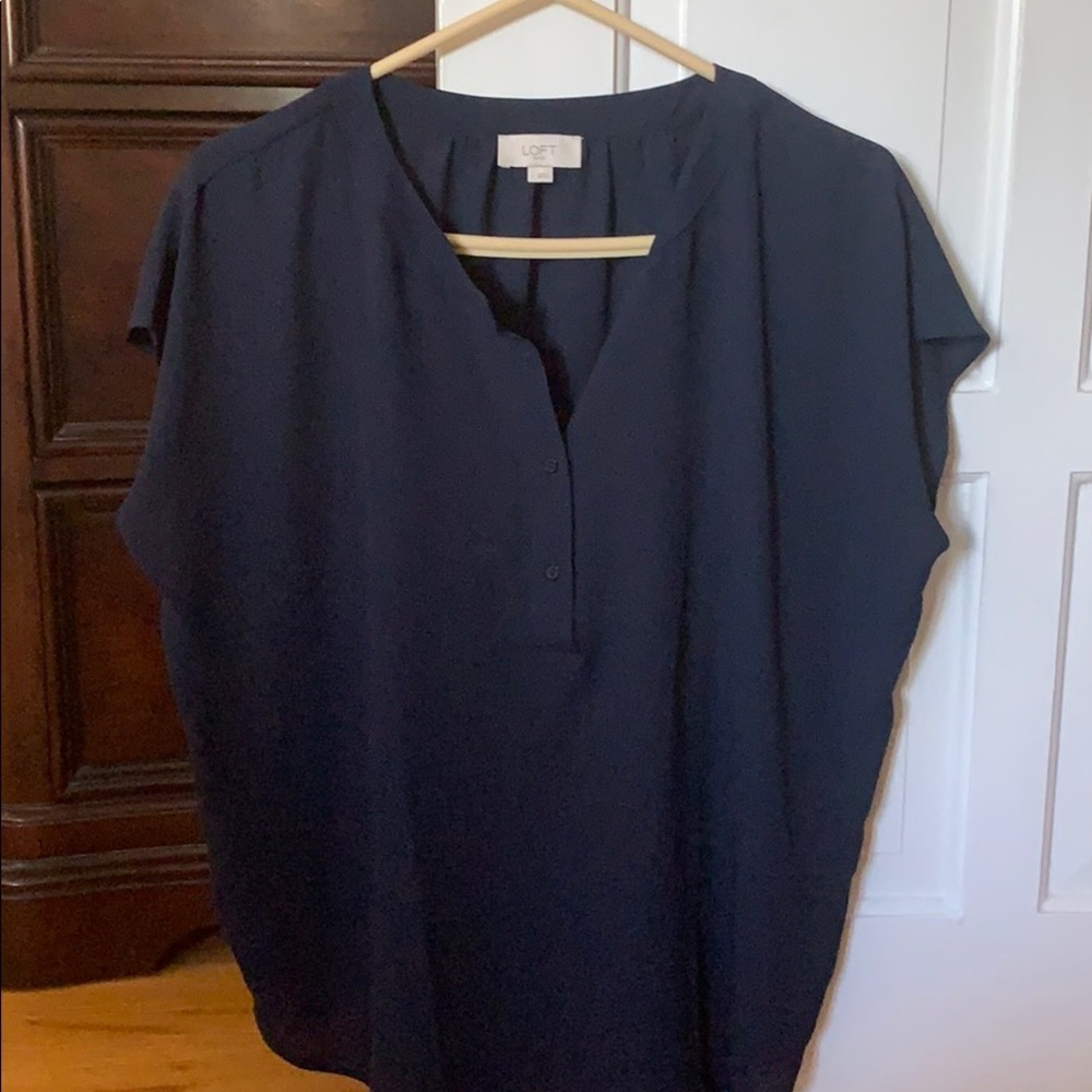 Loft outlet blouse. NWOT. Size large